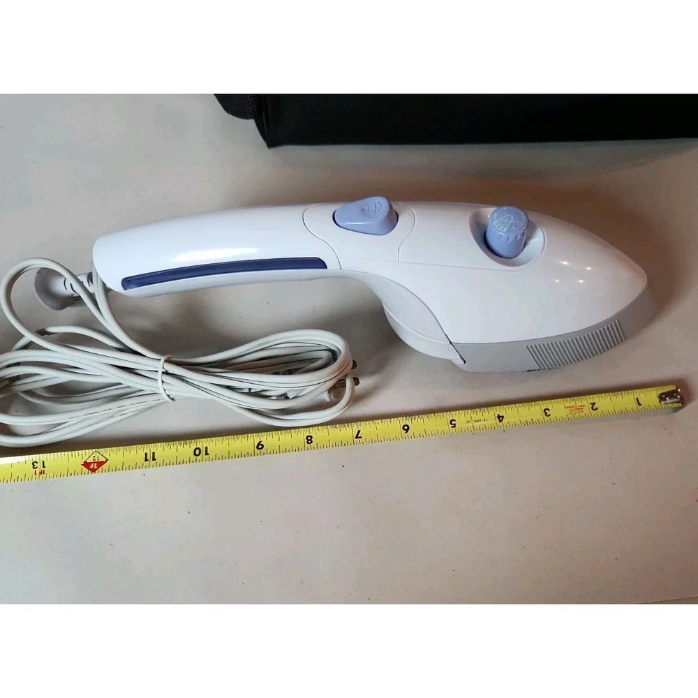 Rowenta DA75 Steam N Press Compact Travel Iron + Case 120/240 Dual Voltage EUC